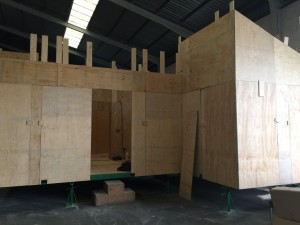 casa de madera en fabrica